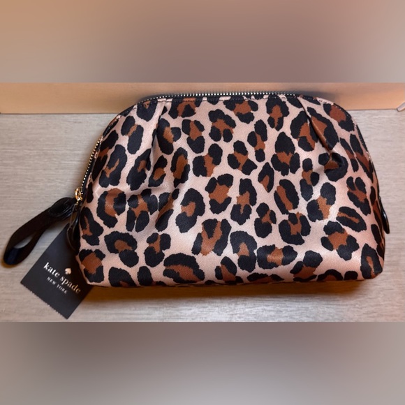 NWT Kate Spade New York Leopard Print Cosmetic bag - Picture 6 of 9